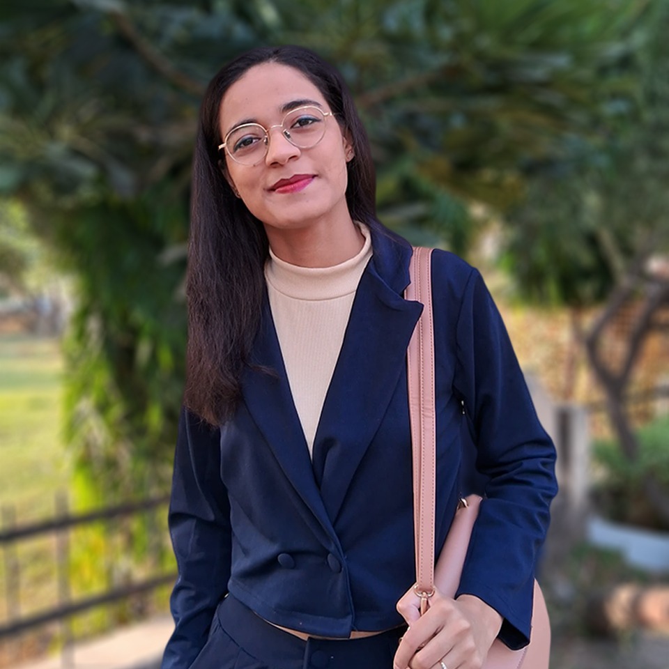 Khushi Mahajan